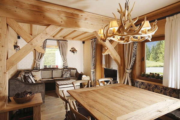 Сельский деревянный дом в Италии